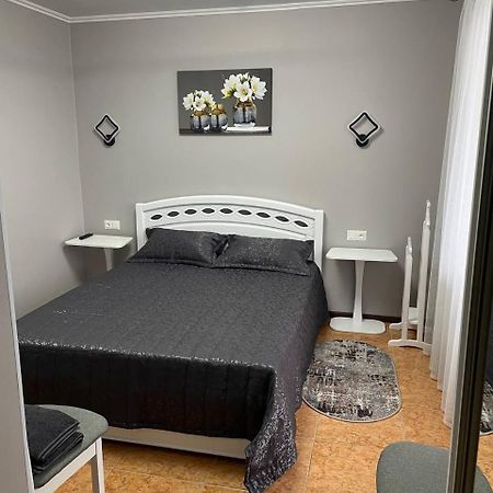 Hotel Золотий Лев Zvenyhorodka Zewnętrze zdjęcie
