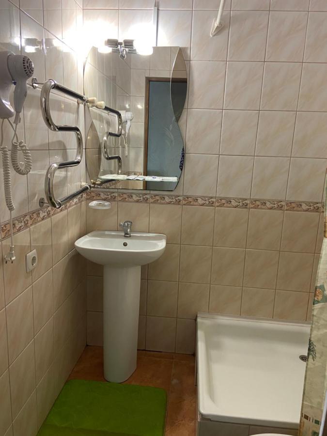 Hotel Золотий Лев Zvenyhorodka Zewnętrze zdjęcie