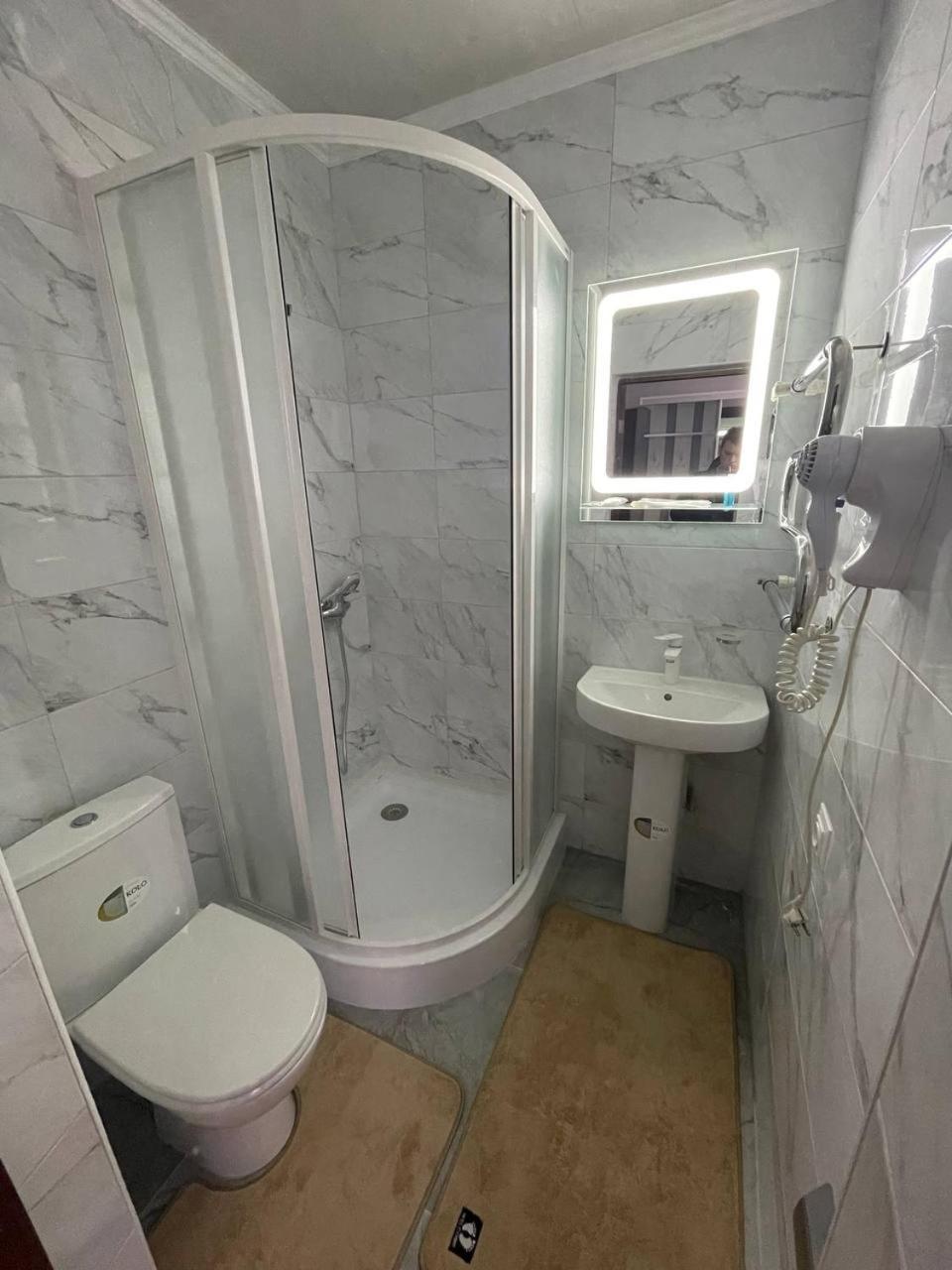 Hotel Золотий Лев Zvenyhorodka Zewnętrze zdjęcie